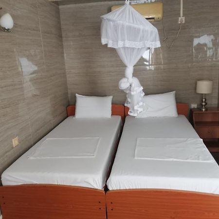 Milano Tourist Rest Hotel Anuradhapura Exterior photo