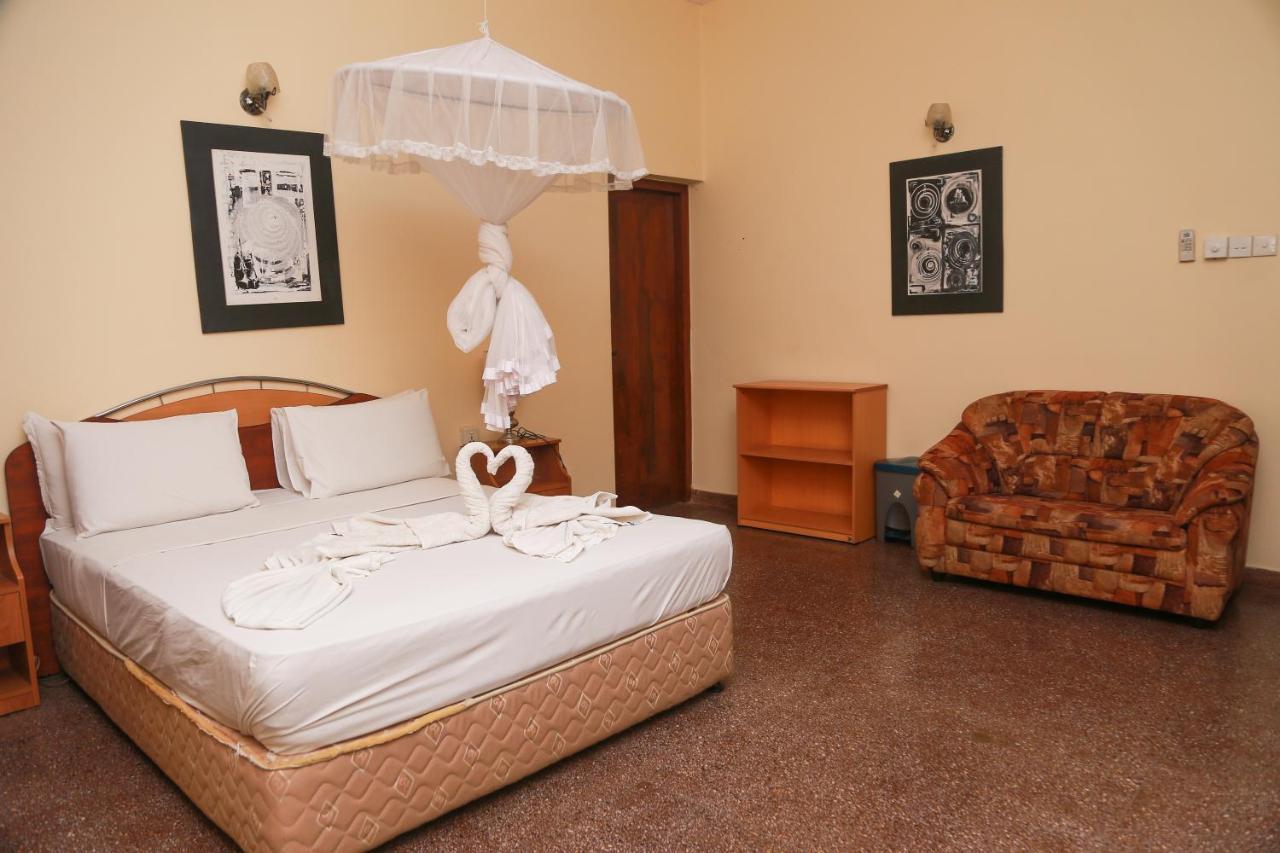 Milano Tourist Rest Hotel Anuradhapura Exterior photo