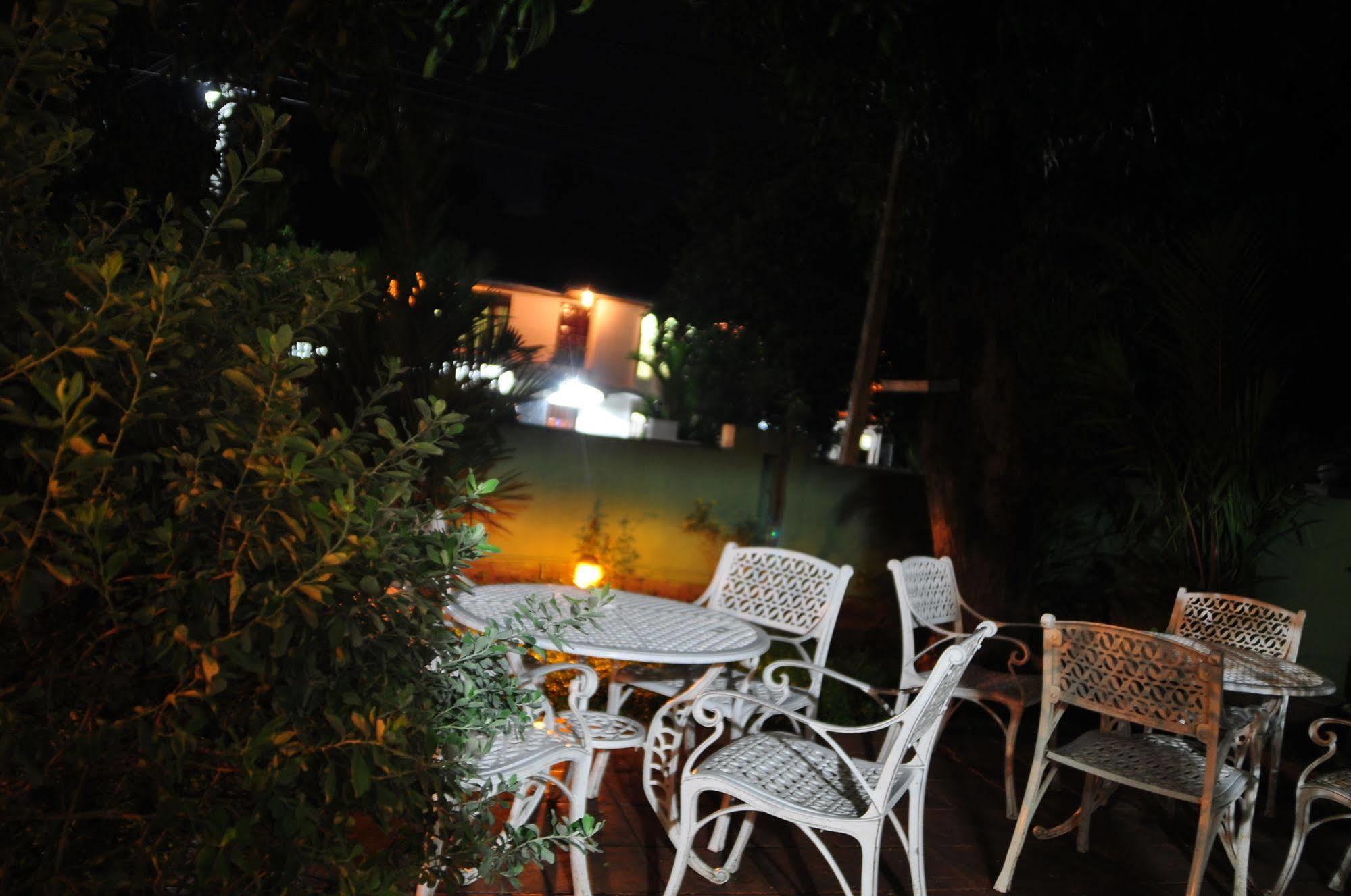 Milano Tourist Rest Hotel Anuradhapura Exterior photo